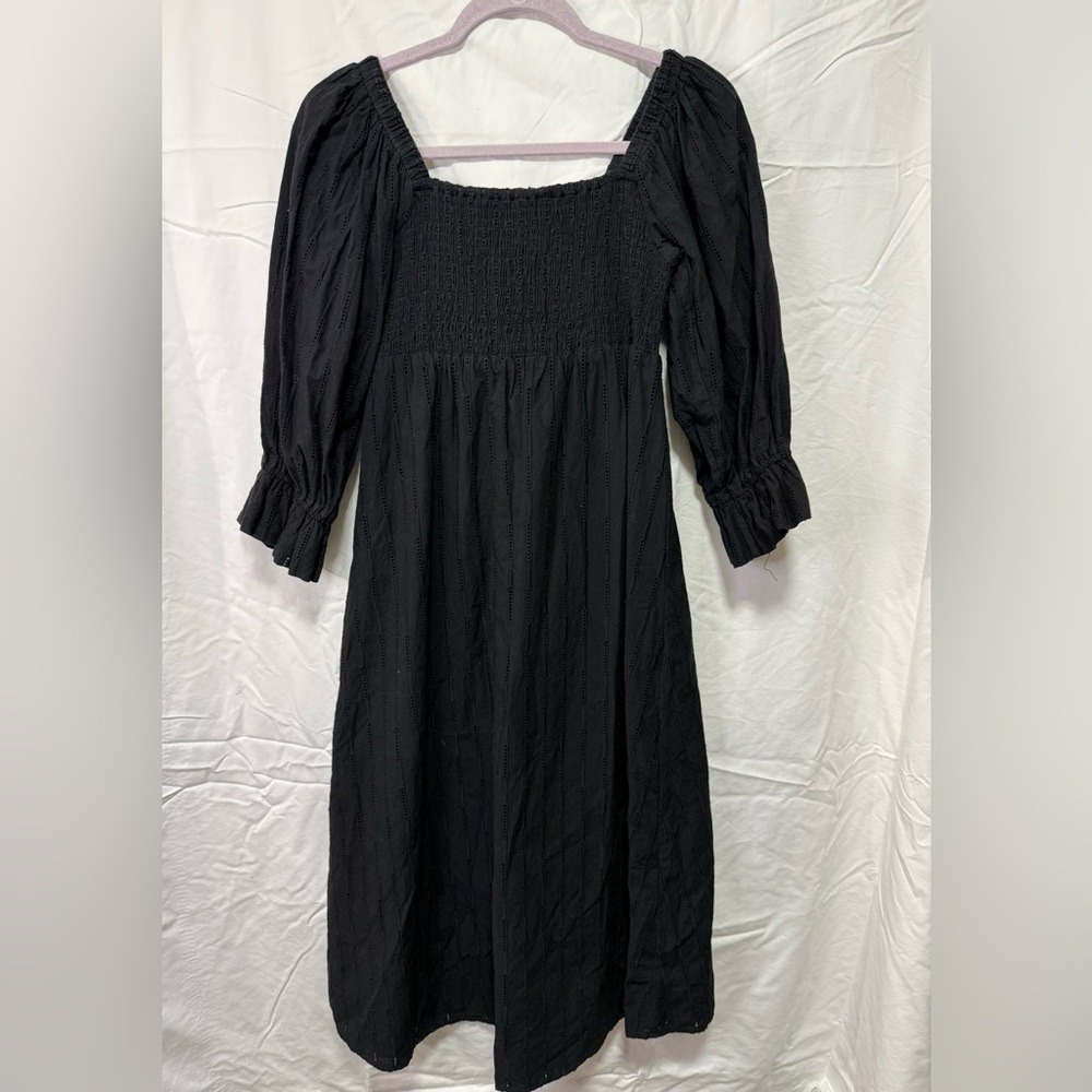 ANTHROPOLOGIE HUTCH Black Eyelet Lace Puff Sleeve Smocked Midi Dress XSP - Picture 3 of 9